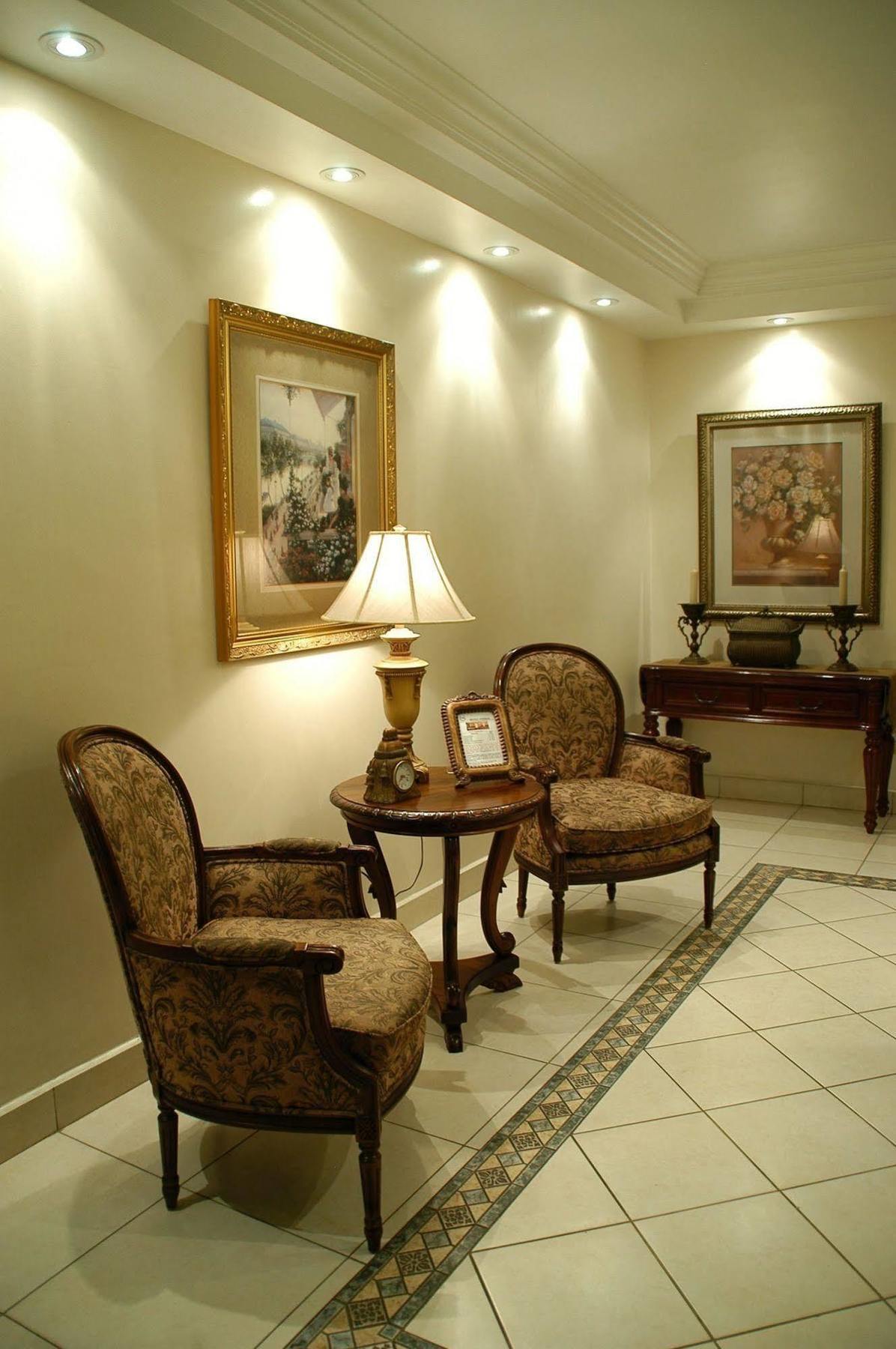 קולון Hotel Andros מראה חיצוני תמונה